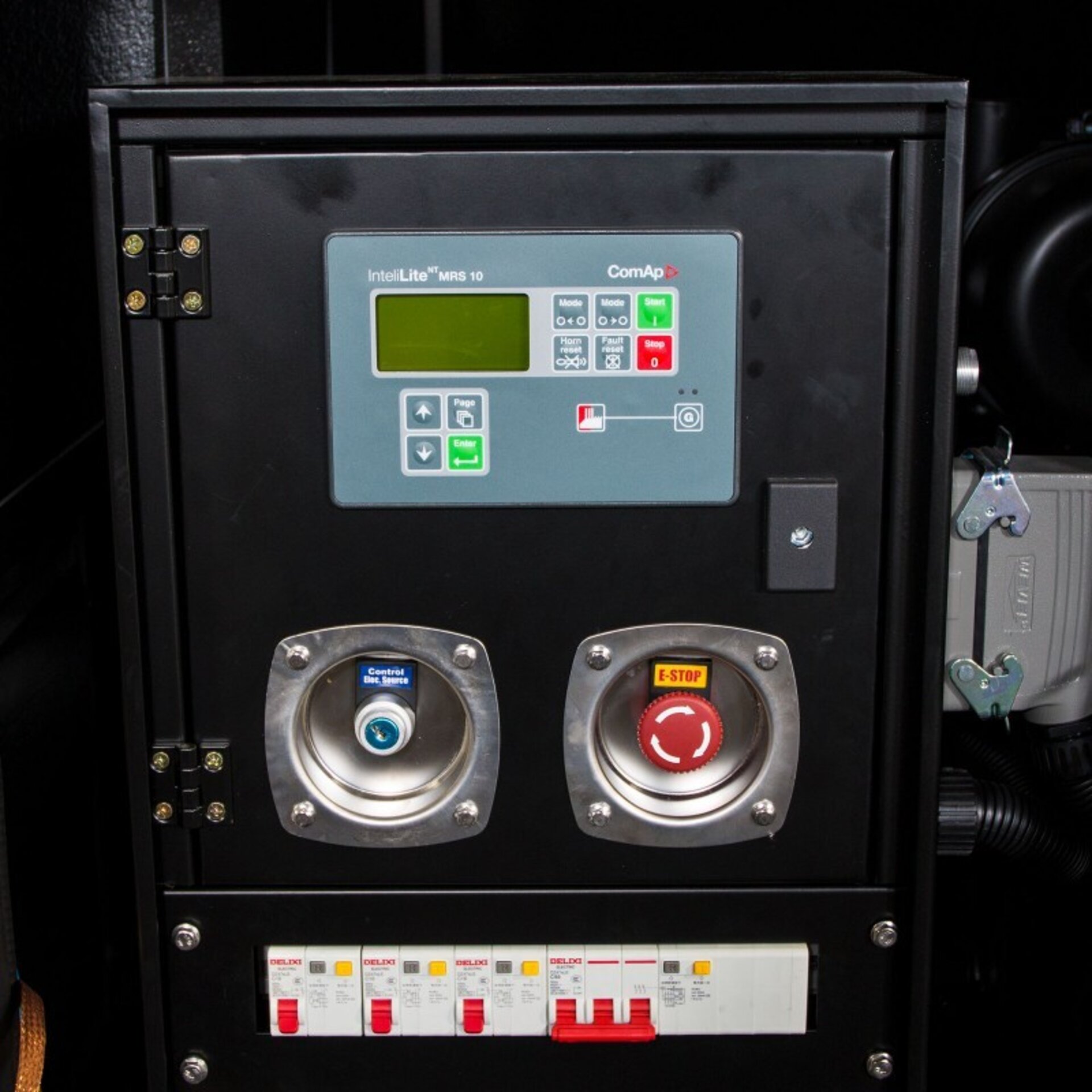 GRUPO ELECTRÓGENO INSONORIZADO (TRIFÁSICO) DHY45KSE HYUNDAI - 7
